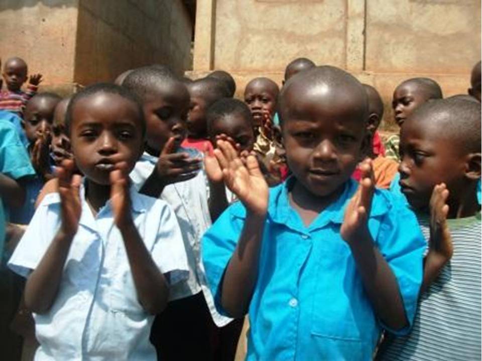 Vorschulkinder des Centre ISANGANO (Ruanda)